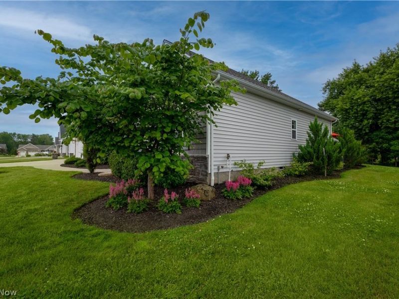 8087 Blue Spruce Circle NW, North Canton, OH 44720 Photo 45