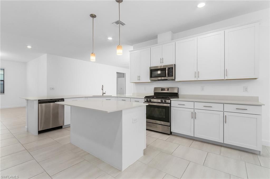 18324 Ridgeline Dr , Estero, FL 33928 Photo