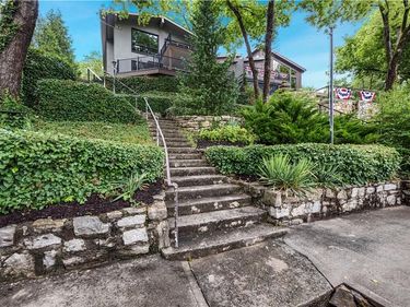 19 R Street, Lake Lotawana, MO 64086