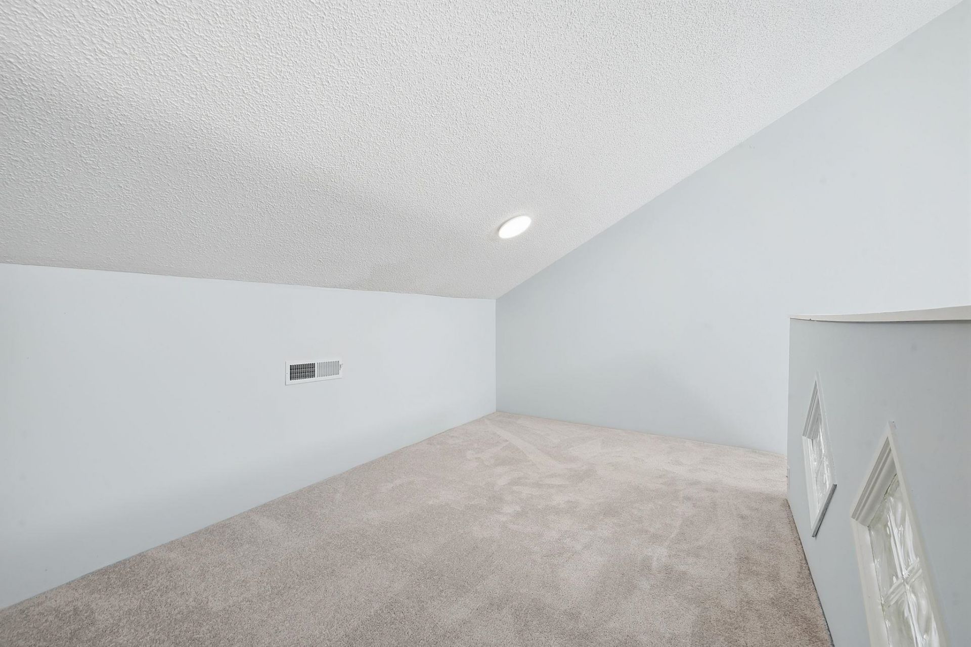 1880 Auburn Ln. Photo 11