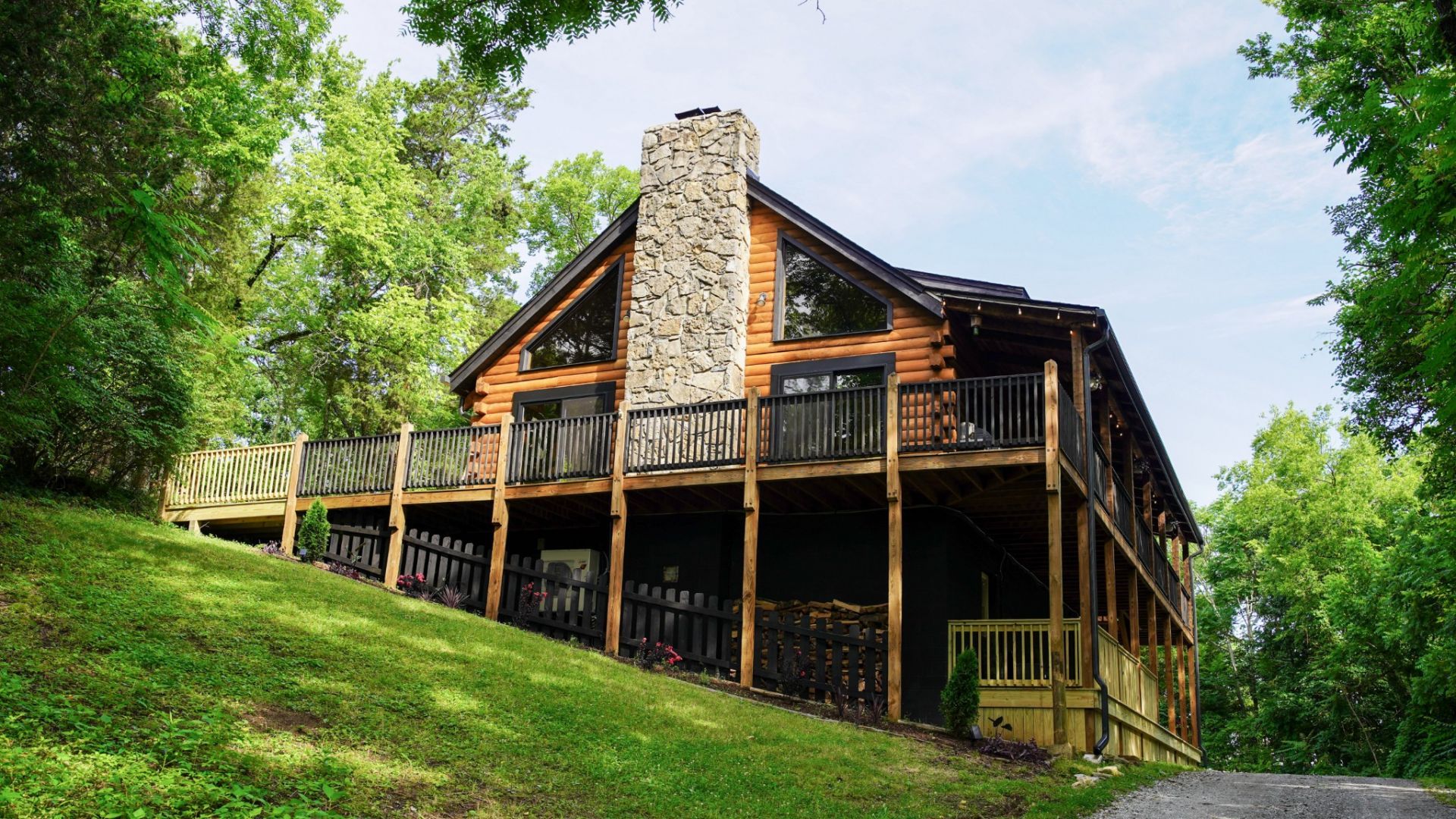 2676 Thompson Station Rd E, Thompsons Station, TN 37179 Main Photo