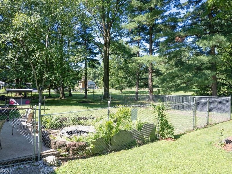 1195 New Milford Road, Atwater, OH 44201 Photo 8