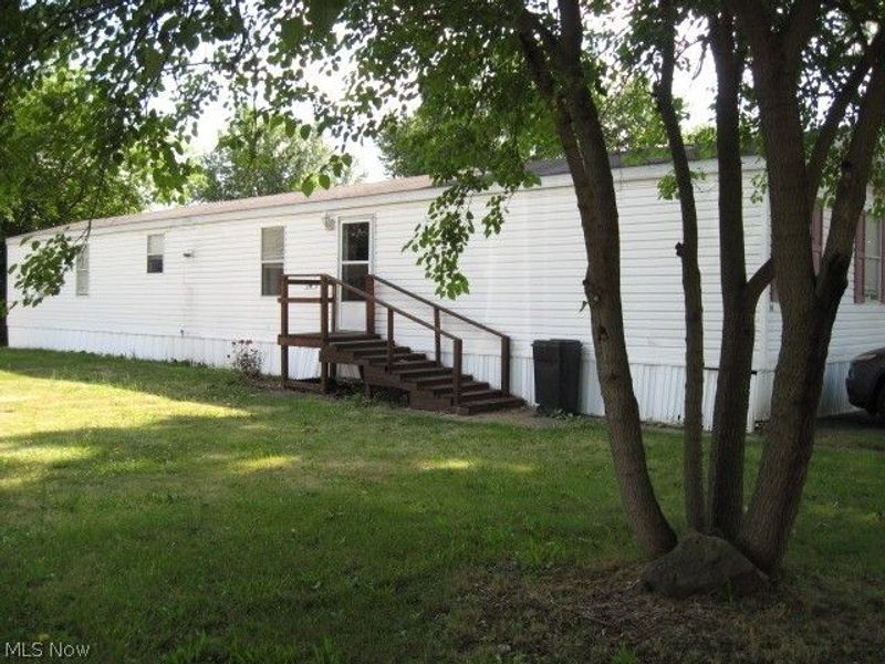 460 1st Street SW, Unit 14, Brewster, OH 44613 Photo 1