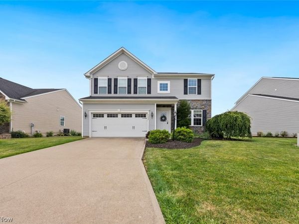 5484 Diamond Creek Drive , Medina, OH 44256