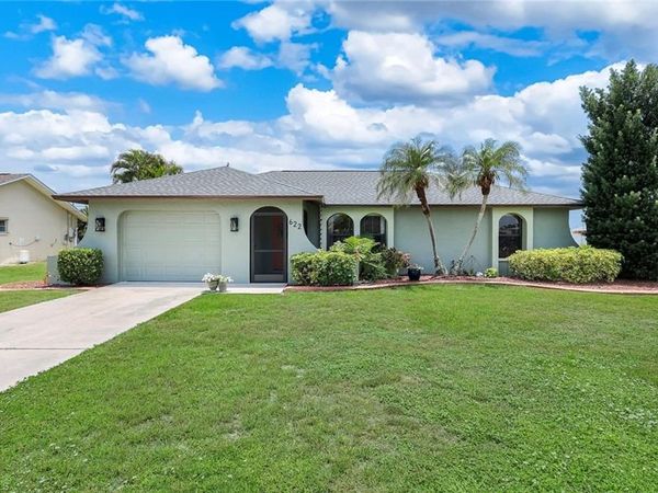 622 SW 22nd TER , CAPE CORAL, FL 33991