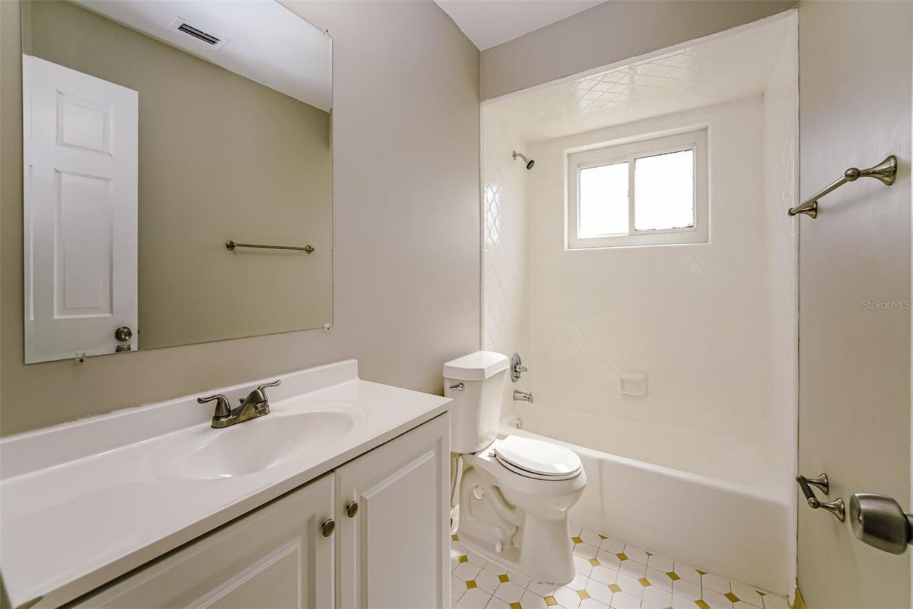 1402 Findlay Street, Deltona, FL 32725 Photo