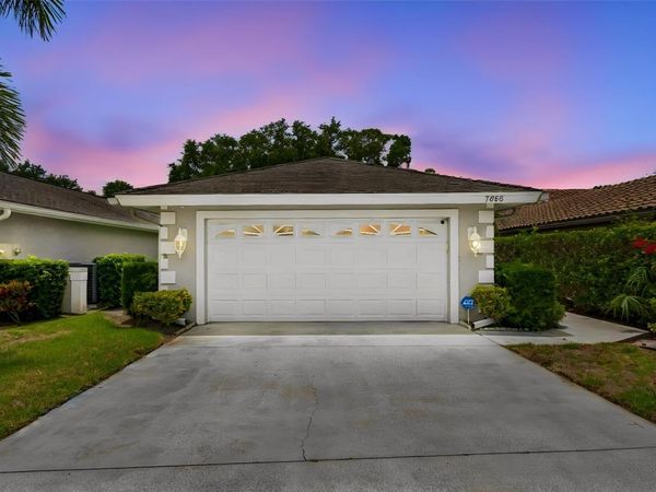 7656 PALM AIRE LANE , SARASOTA, FL 34243