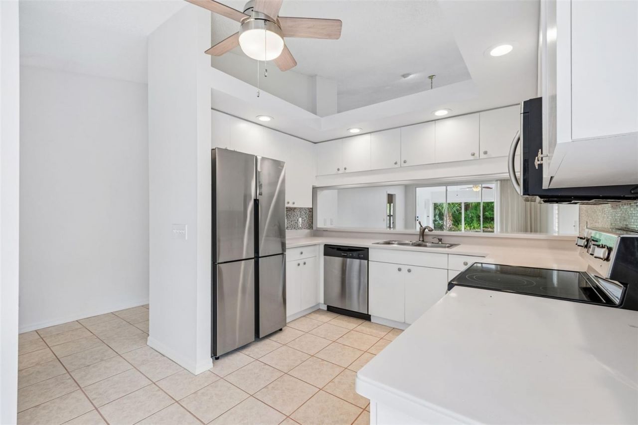 7656 Palm Aire Lane , Sarasota, FL 34243 Photo