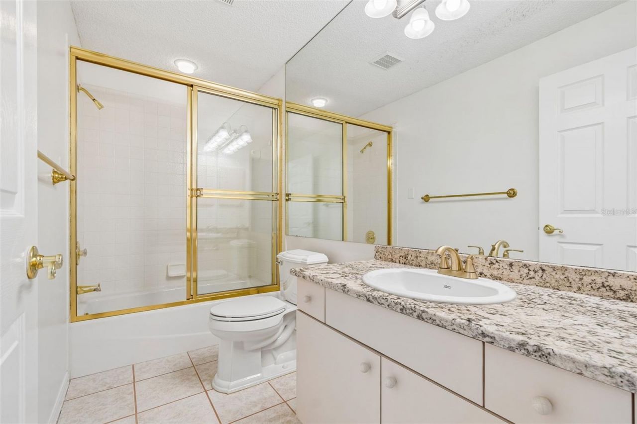 7656 Palm Aire Lane , Sarasota, FL 34243 Photo