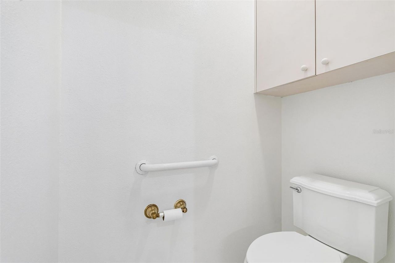 7656 Palm Aire Lane , Sarasota, FL 34243 Photo