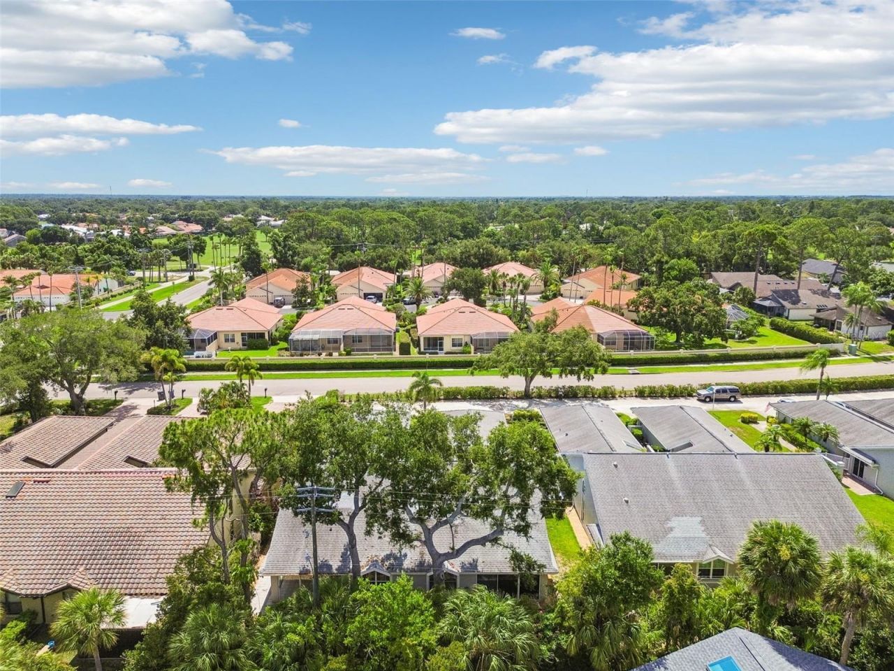7656 Palm Aire Lane , Sarasota, FL 34243 Photo