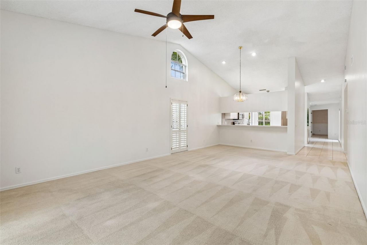 7656 Palm Aire Lane , Sarasota, FL 34243 Photo