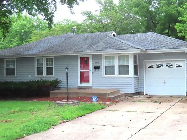 10054 Hedge Drive , Bellefontaine Nghbrs, MO 63137