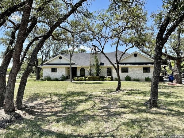 5 CHAPARRAL HL, Boerne, TX 78006
