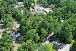 592 Jefferson Davis Avenue photo 4