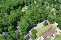 592 Jefferson Davis Avenue photo 4