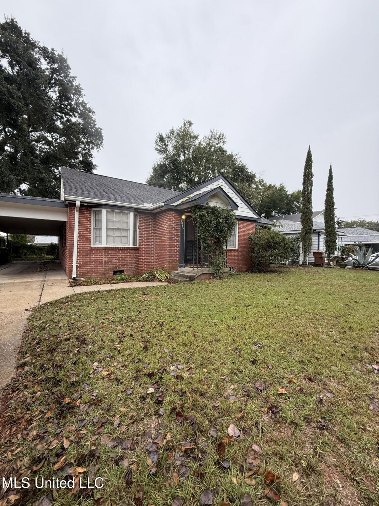 1085 Cherokee Street, Biloxi, MS 39530 Main Photo