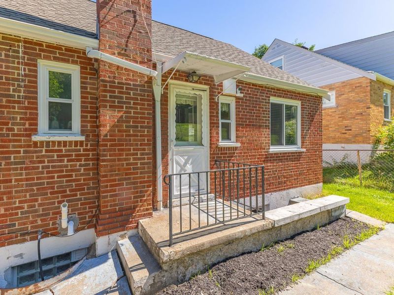 5283 Highview Drive, Cincinnati, OH 45238 Photo 6