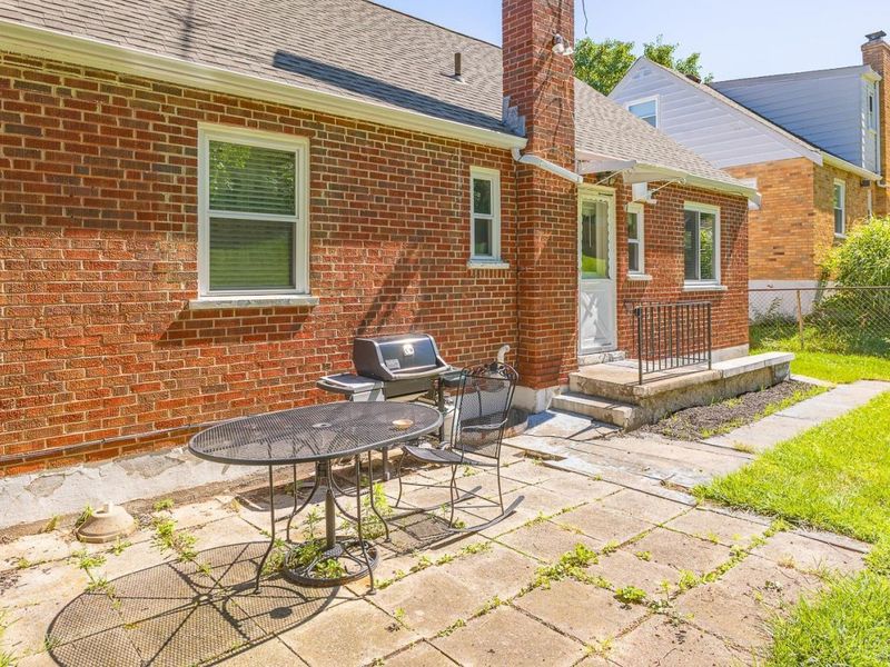 5283 Highview Drive, Cincinnati, OH 45238 Photo 7