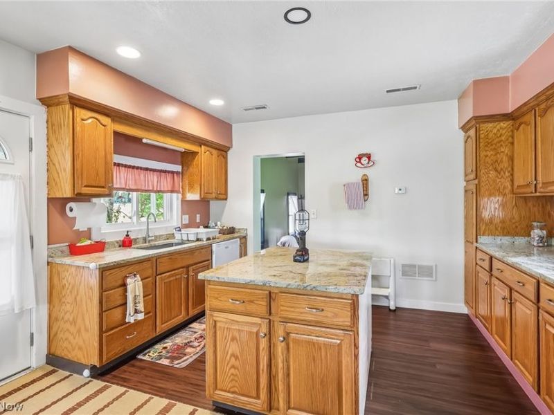 15124 Lake Avenue, Middlefield, OH 44062 Photo 15
