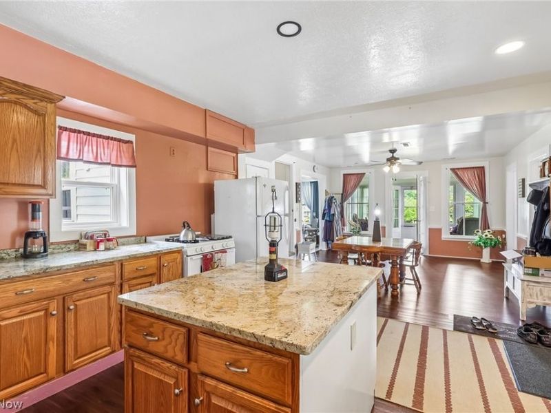 15124 Lake Avenue, Middlefield, OH 44062 Photo 17