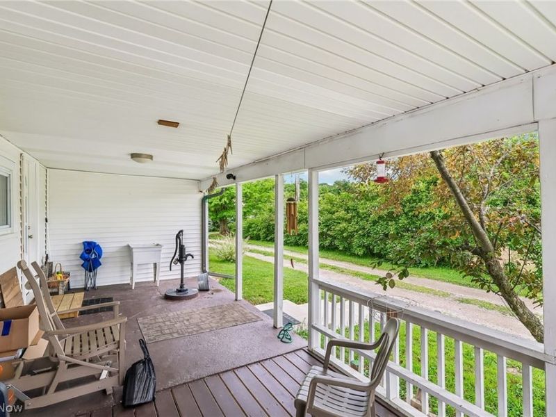 15124 Lake Avenue, Middlefield, OH 44062 Photo 2