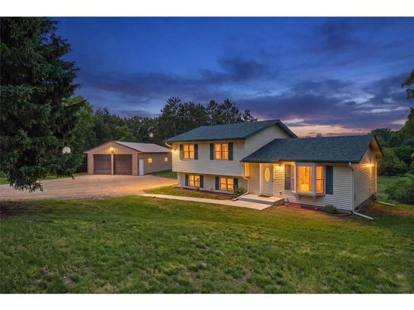 710 Kinney Road, Hudson, WI 54016