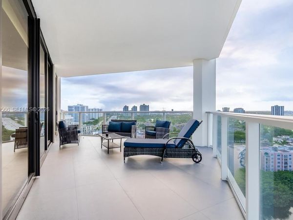 19500 Turnberry Way , Unit 16B, Aventura, FL 33180