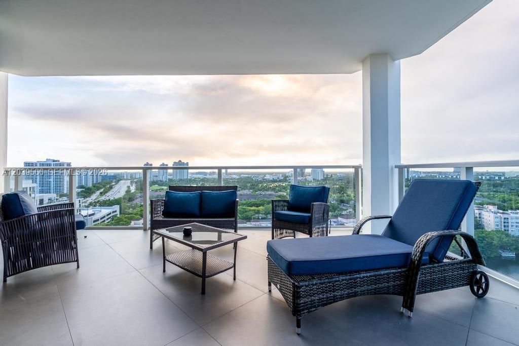 19500 Turnberry Way , Unit 16B, Aventura, FL 33180 Photo