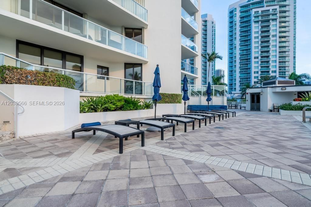 19500 Turnberry Way , Unit 16B, Aventura, FL 33180 Photo