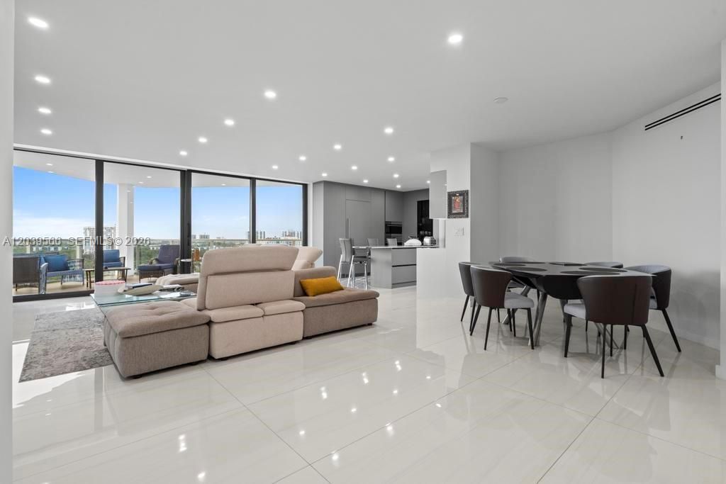 19500 Turnberry Way , Unit 16B, Aventura, FL 33180 Photo