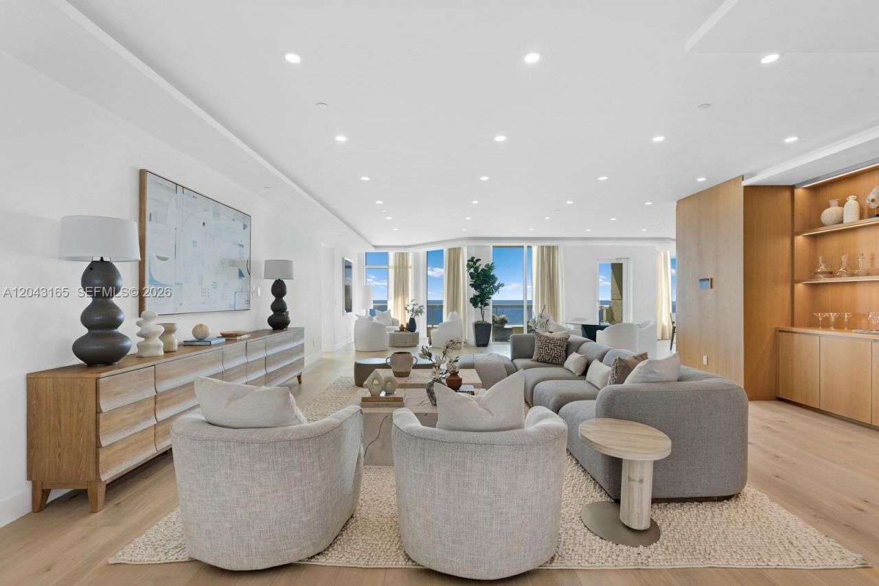 17875 Collins Ave , Unit PH5002, Sunny Isles Beach, FL 33160 Photo