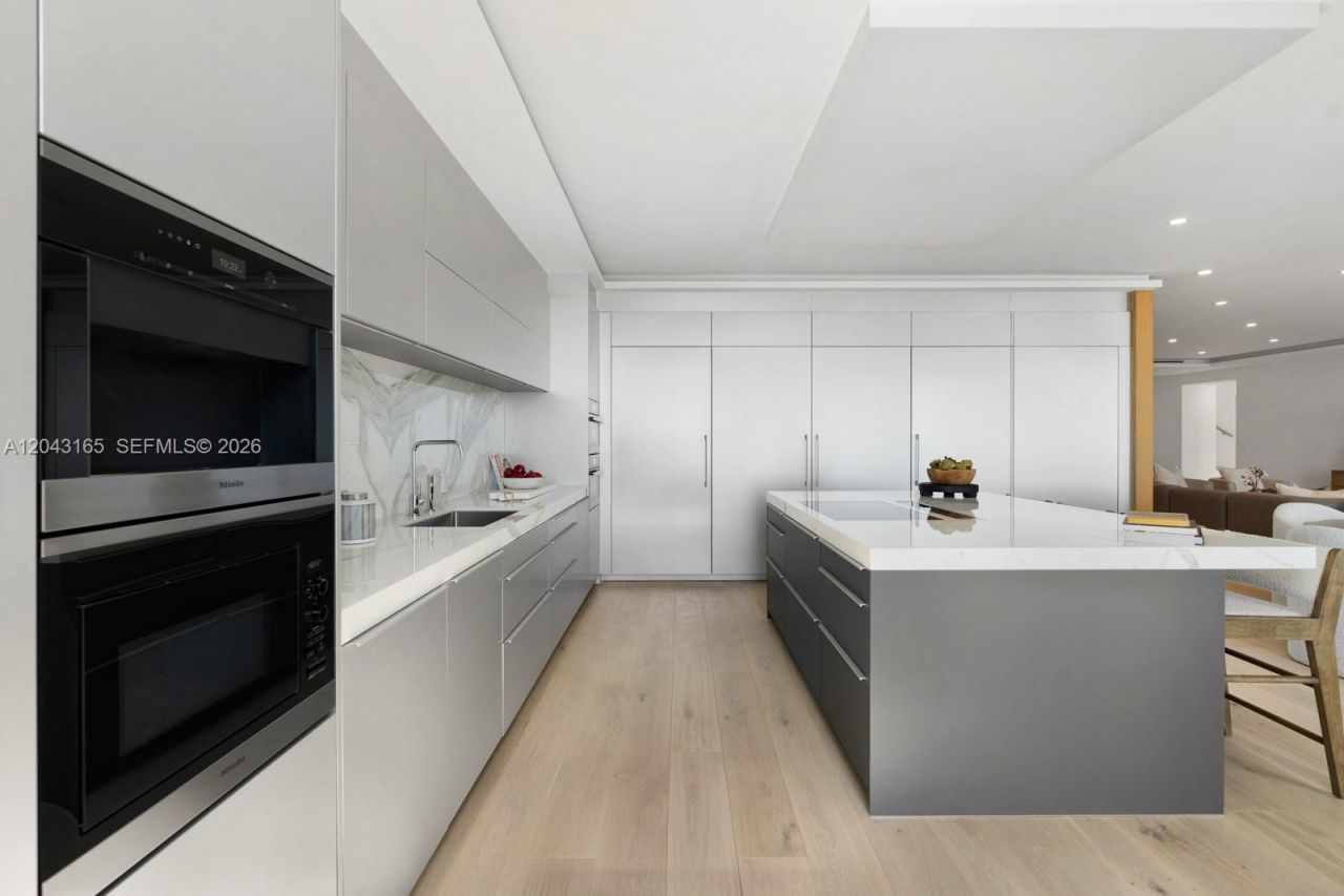 17875 Collins Ave , Unit PH5002, Sunny Isles Beach, FL 33160 Photo