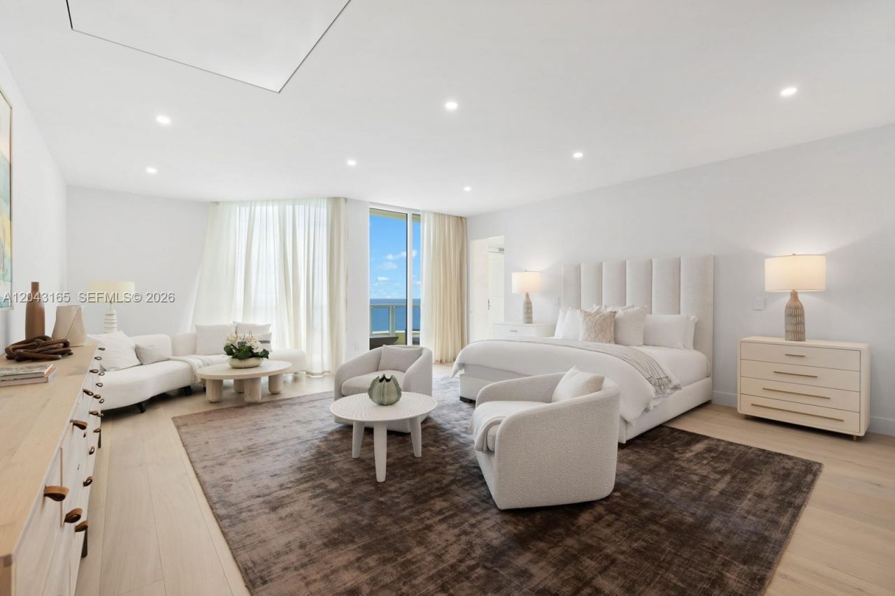 17875 Collins Ave , Unit PH5002, Sunny Isles Beach, FL 33160 Photo