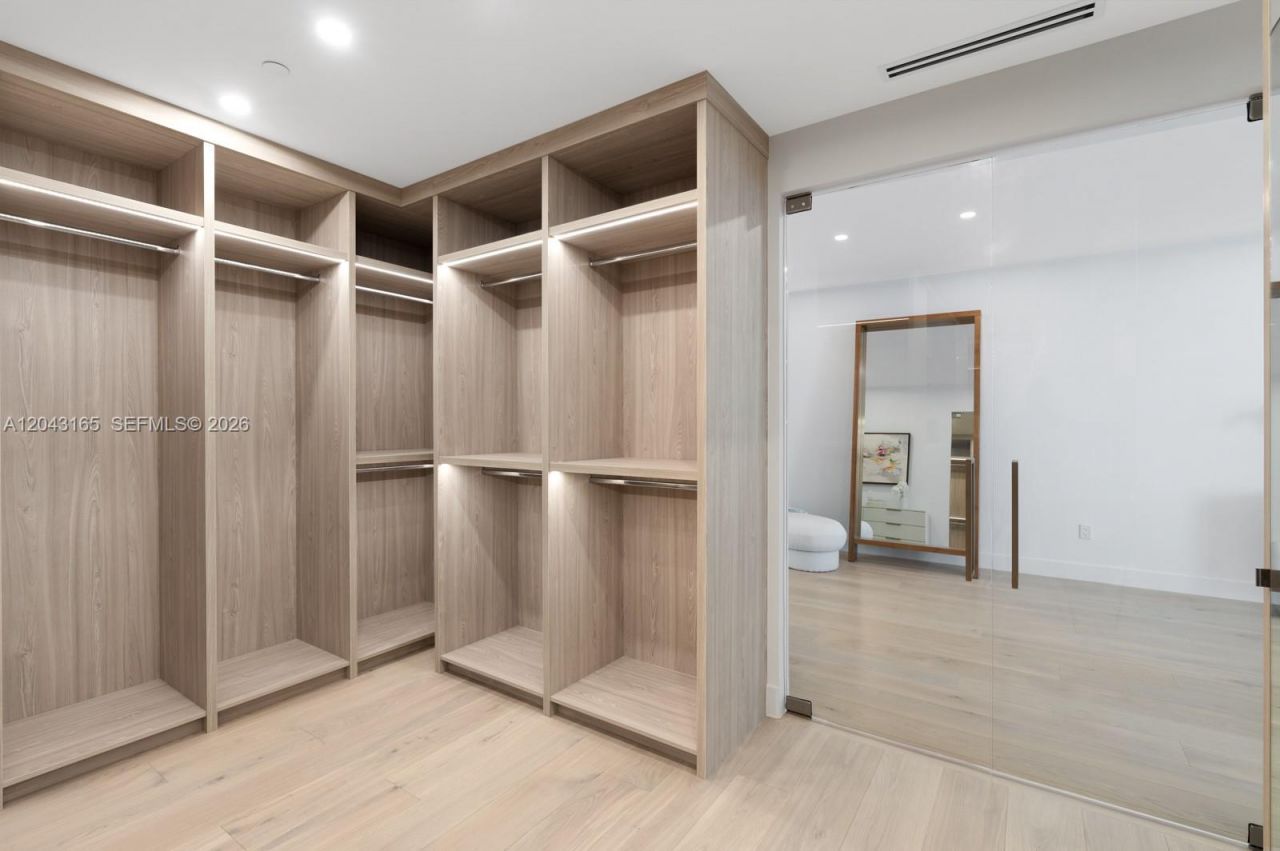 17875 Collins Ave , Unit PH5002, Sunny Isles Beach, FL 33160 Photo