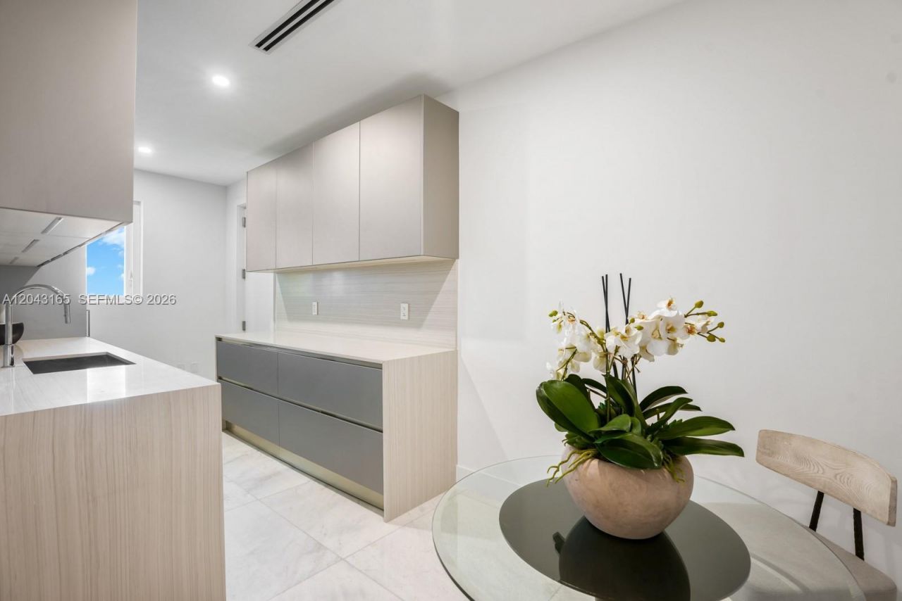 17875 Collins Ave , Unit PH5002, Sunny Isles Beach, FL 33160 Photo