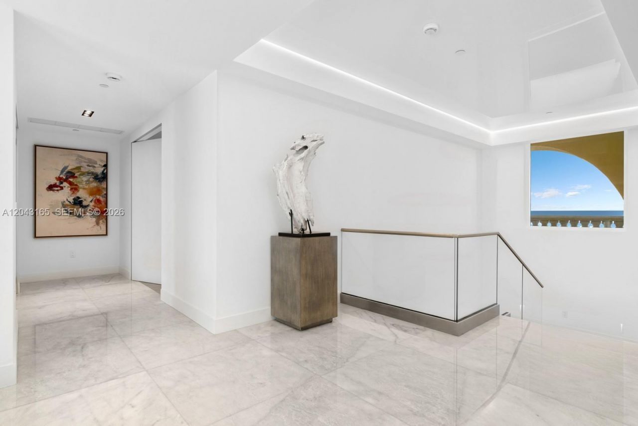 17875 Collins Ave , Unit PH5002, Sunny Isles Beach, FL 33160 Photo