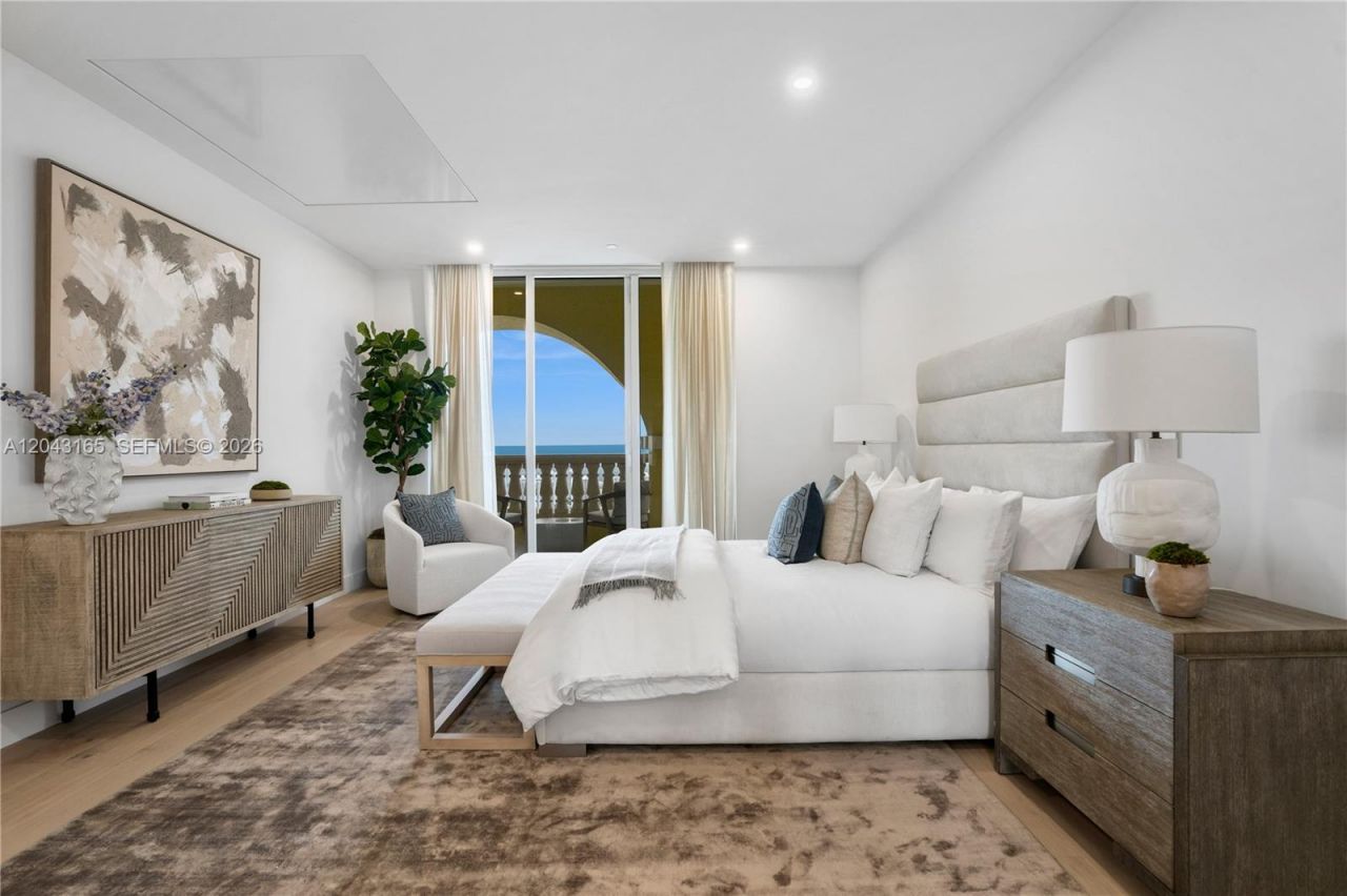 17875 Collins Ave , Unit PH5002, Sunny Isles Beach, FL 33160 Photo