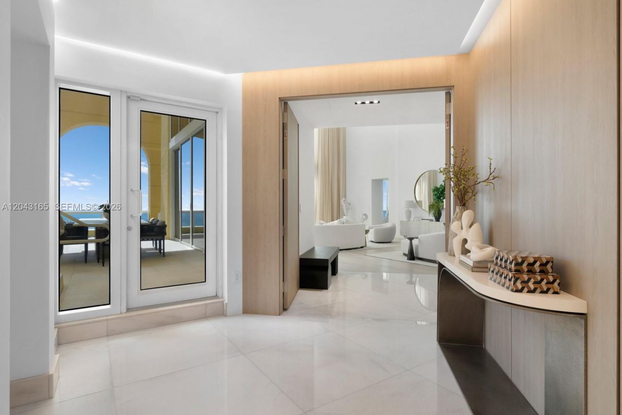 17875 Collins Ave , Unit PH5002, Sunny Isles Beach, FL 33160 Photo