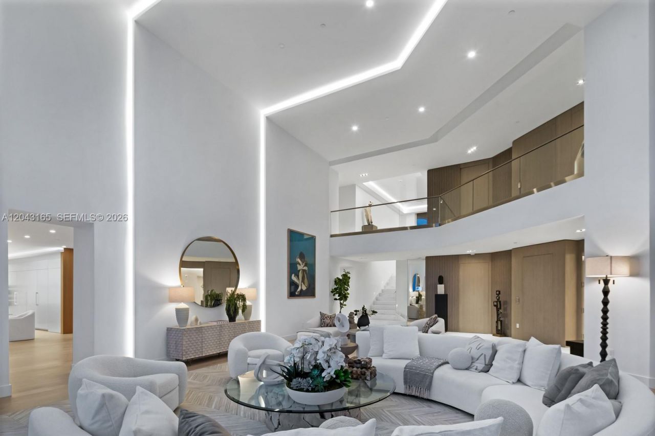 17875 Collins Ave , Unit PH5002, Sunny Isles Beach, FL 33160 Photo