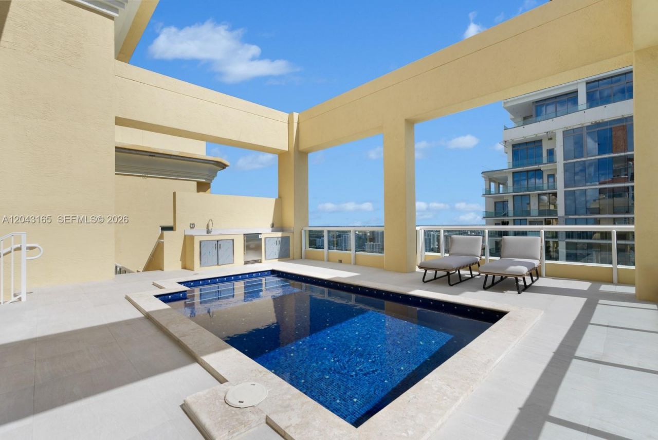17875 Collins Ave , Unit PH5002, Sunny Isles Beach, FL 33160 Photo