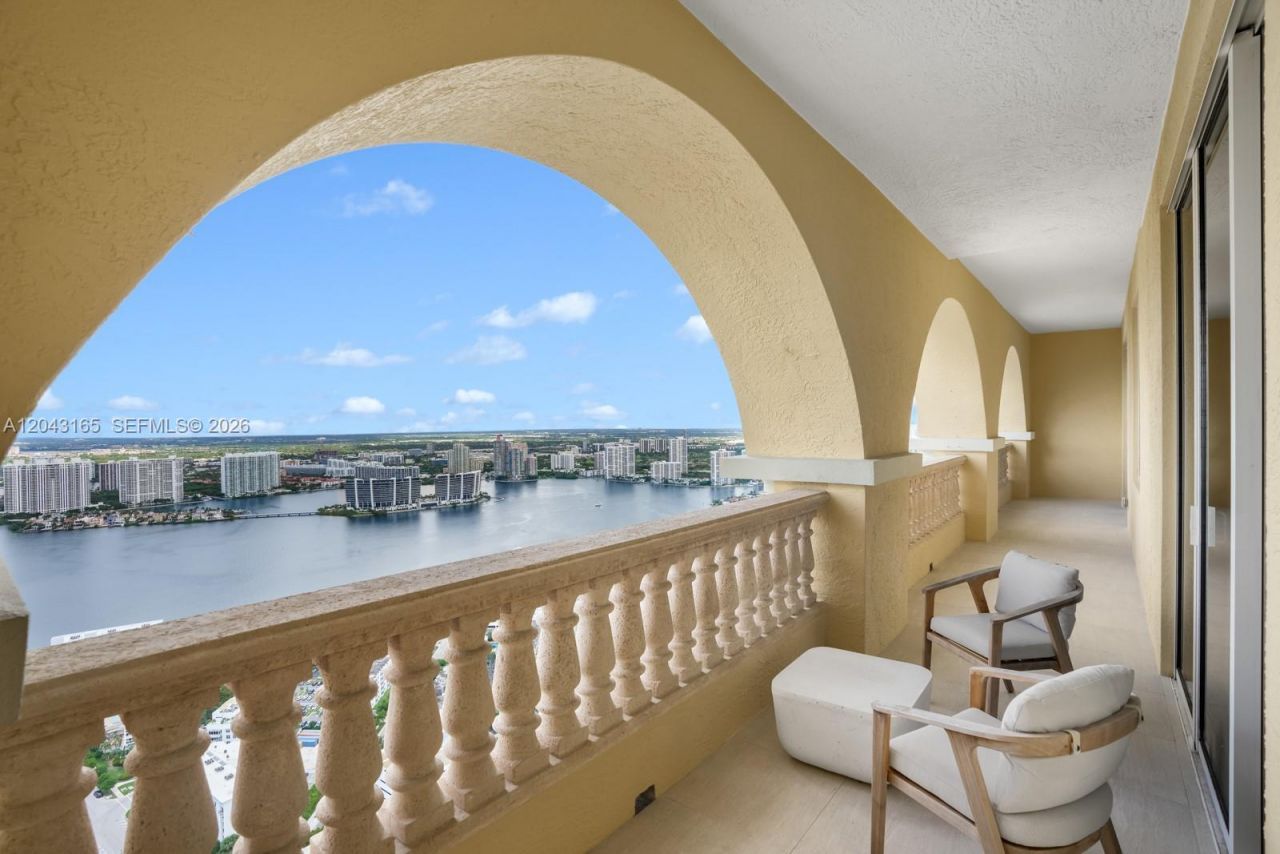 17875 Collins Ave , Unit PH5002, Sunny Isles Beach, FL 33160 Photo