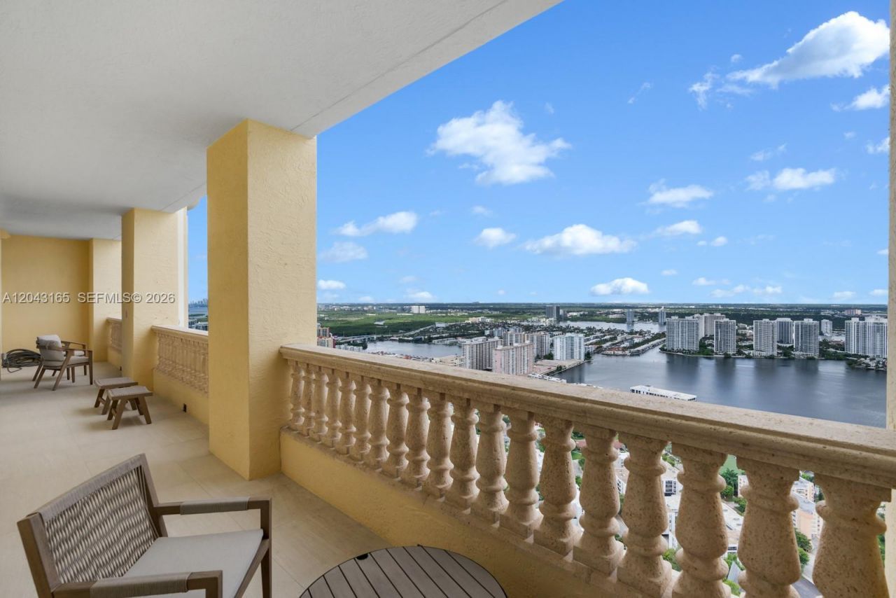 17875 Collins Ave , Unit PH5002, Sunny Isles Beach, FL 33160 Photo