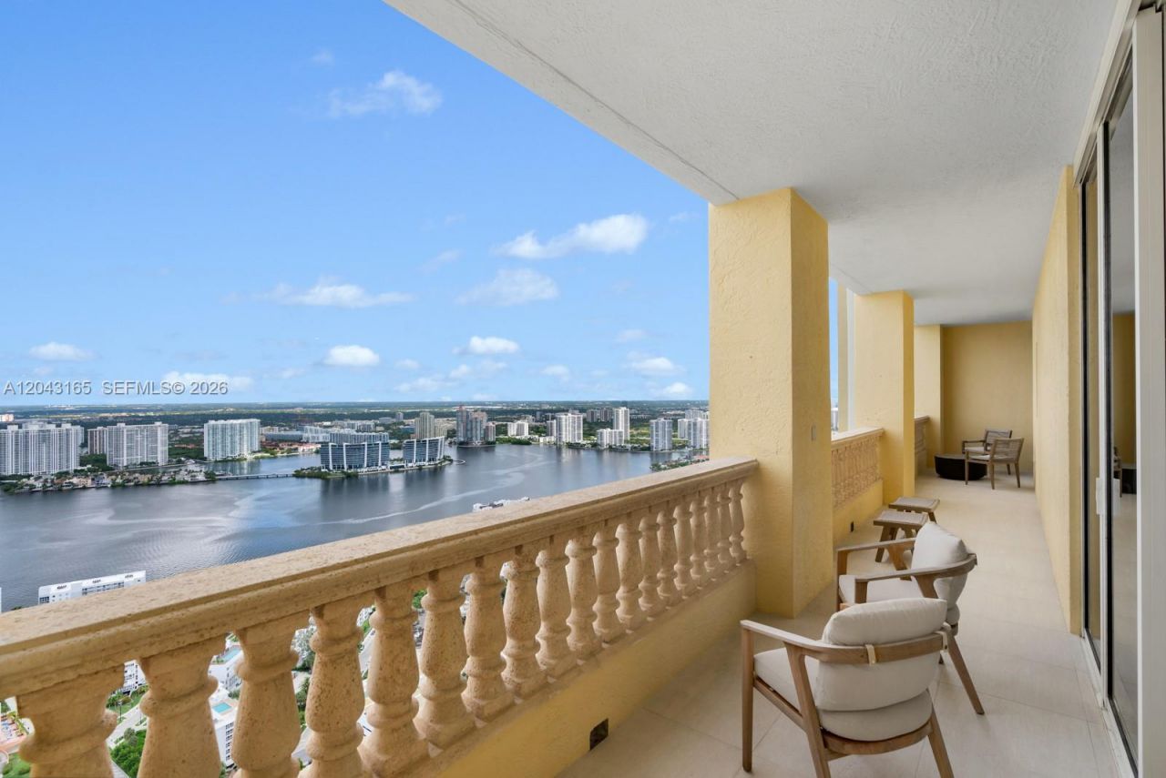 17875 Collins Ave , Unit PH5002, Sunny Isles Beach, FL 33160 Photo
