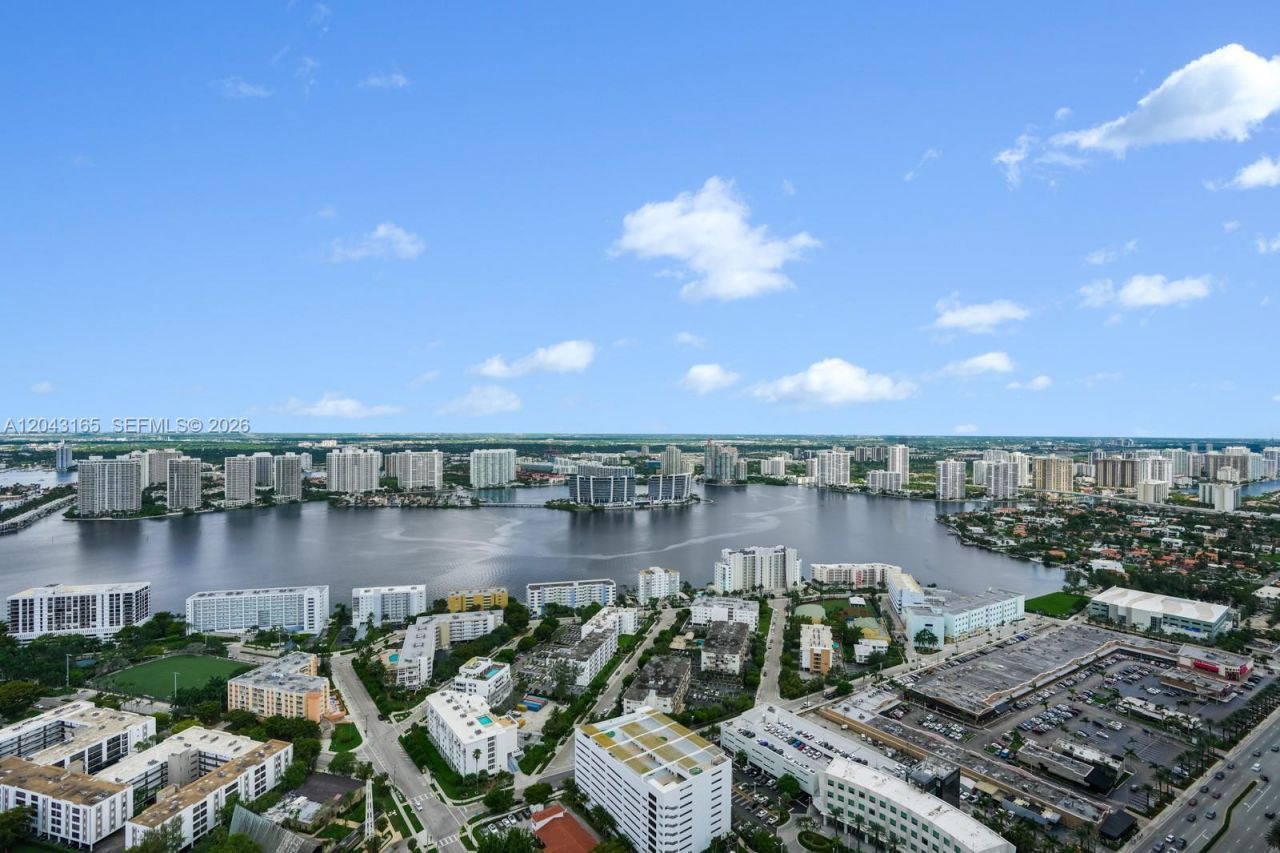 17875 Collins Ave , Unit PH5002, Sunny Isles Beach, FL 33160 Photo