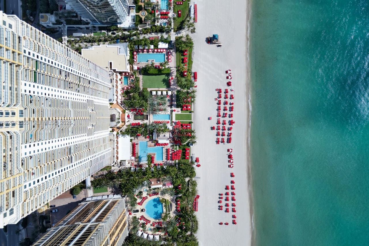 17875 Collins Ave , Unit PH5002, Sunny Isles Beach, FL 33160 Photo