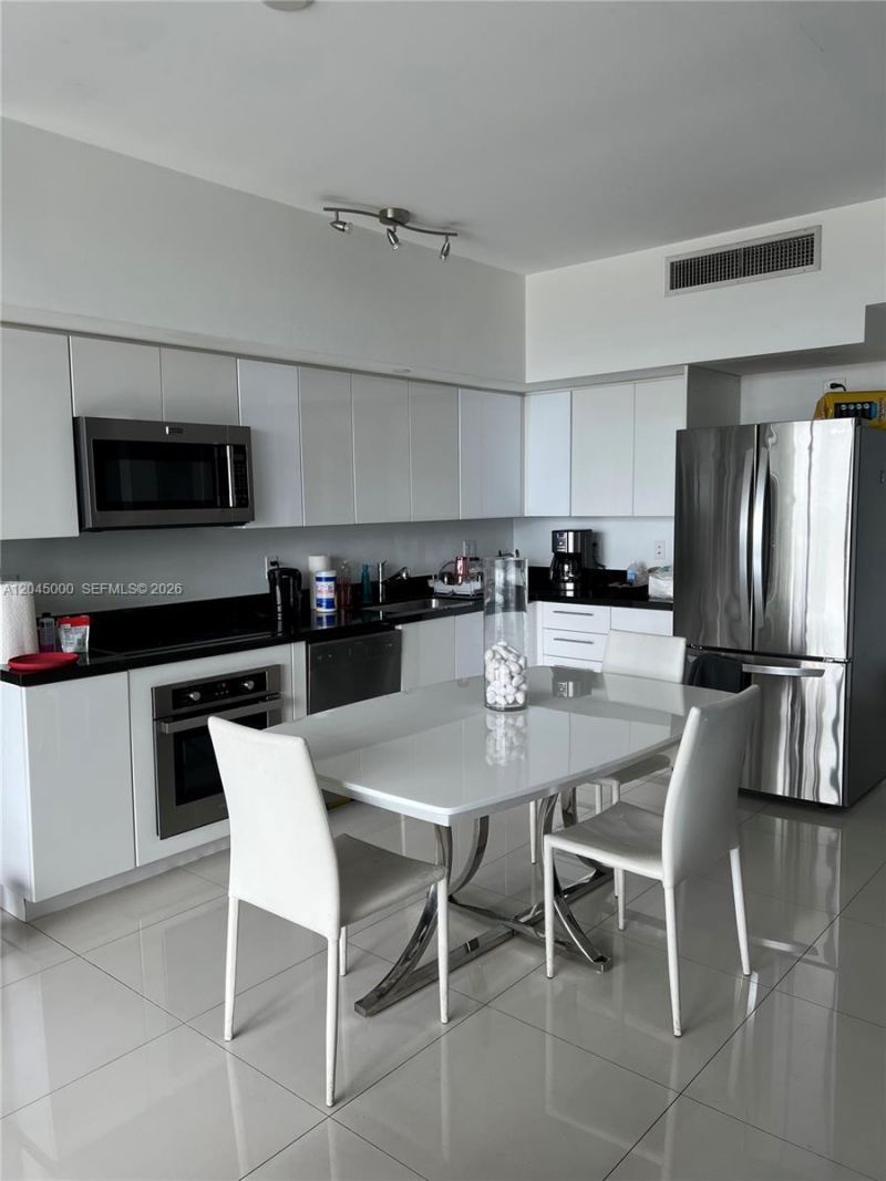 92 SW 3rd St , Unit 3508, Miami, FL 33130 Photo