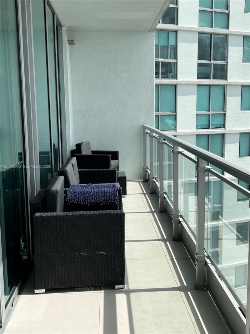 92 SW 3rd St , Unit 3508, Miami, FL 33130 Photo