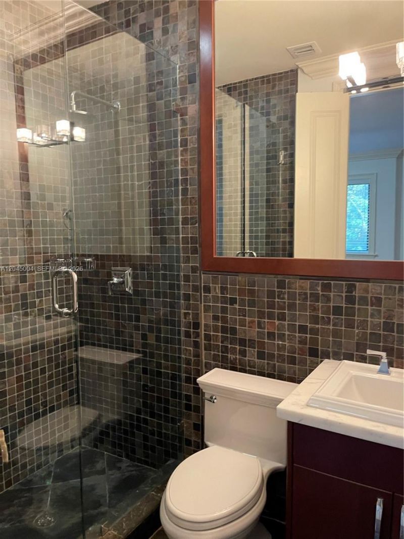 6230 Paradise Point Dr , Unit 6230, Palmetto Bay, FL 33157 Photo