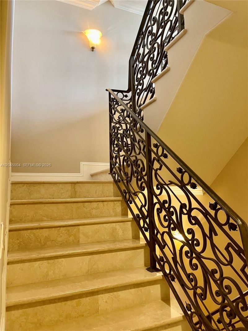 6230 Paradise Point Dr , Unit 6230, Palmetto Bay, FL 33157 Photo
